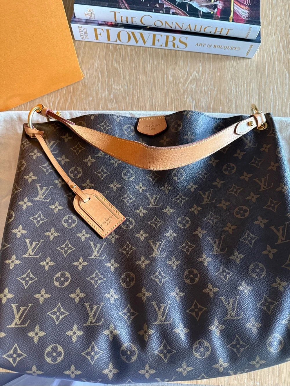 Louis Vuitton Graceful PM Monogram Hobo Shoulder Bag